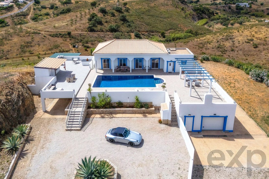 Villa in Conceicao e Cabanas de Tavira, Algarve, Portugal 1 - 18010510
