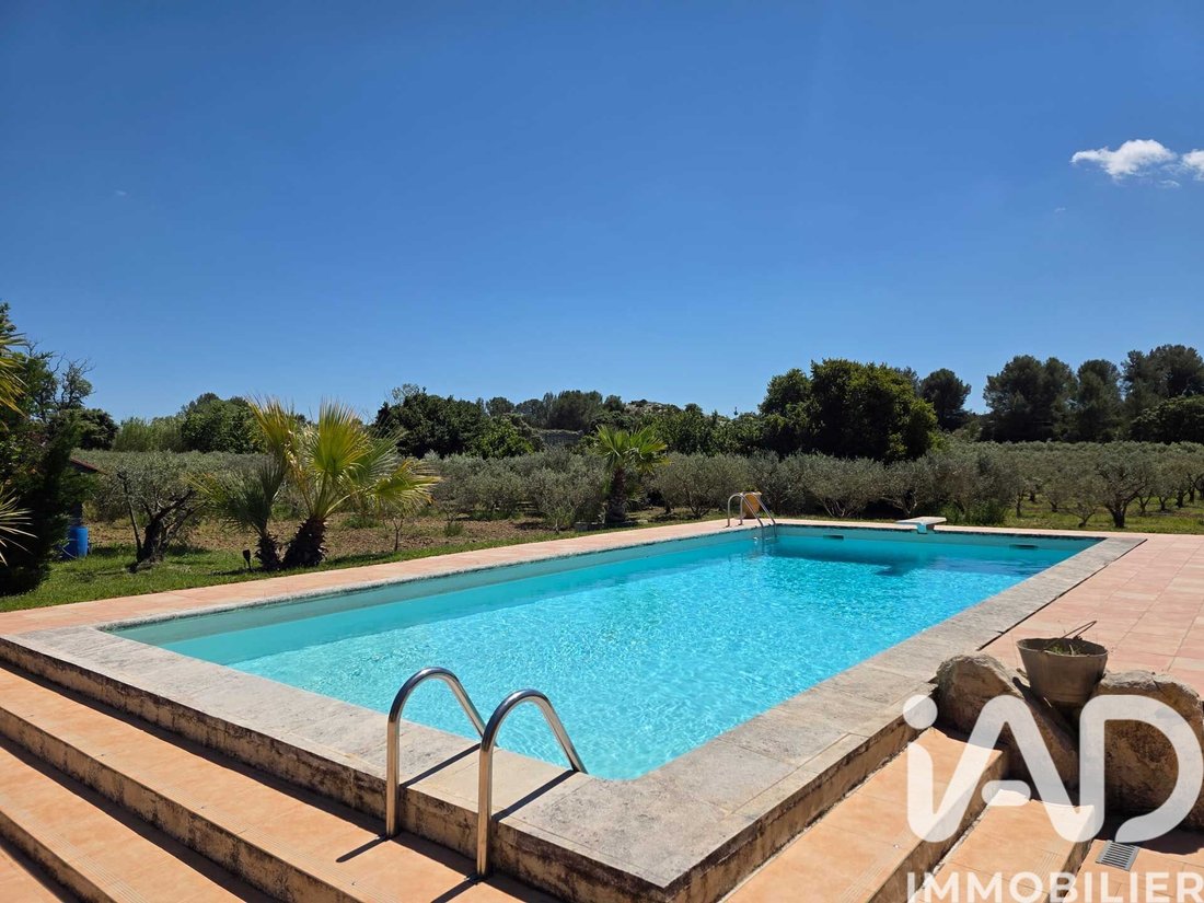 House in Fontvieille, Provence-Alpes-Côte d'Azur, France 4 - 17980799