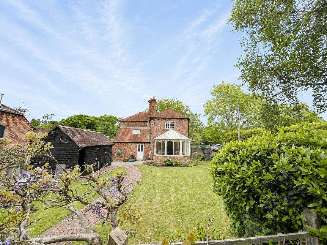 House in New Forest, Lyndhurst, England 3 - 18007914