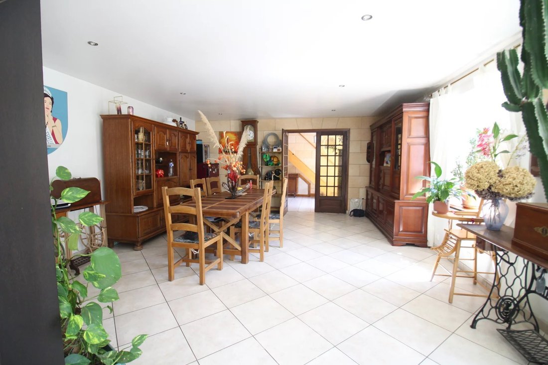 House in Mello, Hauts-de-France, France 4 - 18006406