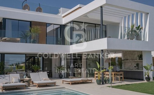 House in Elviria-Cabopino, Marbella, Spain 1