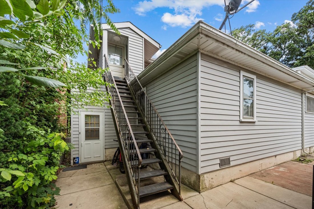 Highland Park, Illinois, United States 3 - 18005348