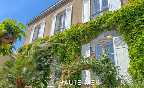 Haus in Bahnhof-Saint Michel, Les Sables-d'Olonne, Frankreich 1