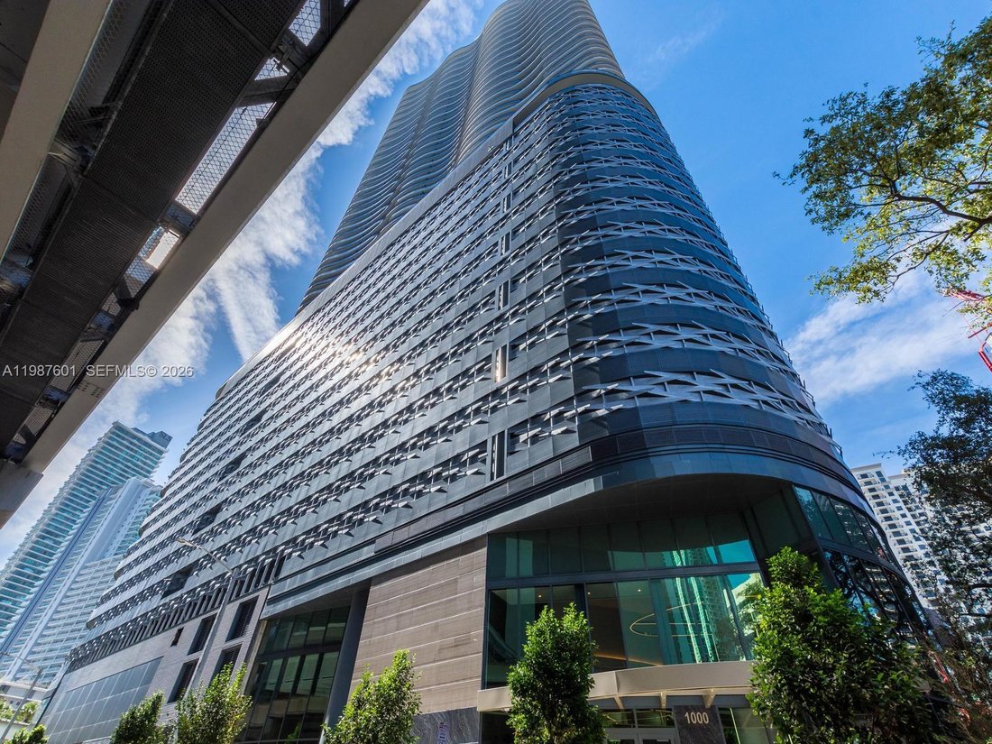 Condo in Miami, Florida, United States 1 - 18005215