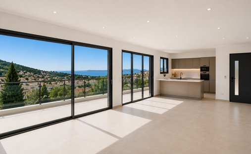 Apartment in Centre Ville, Carqueiranne, France 1