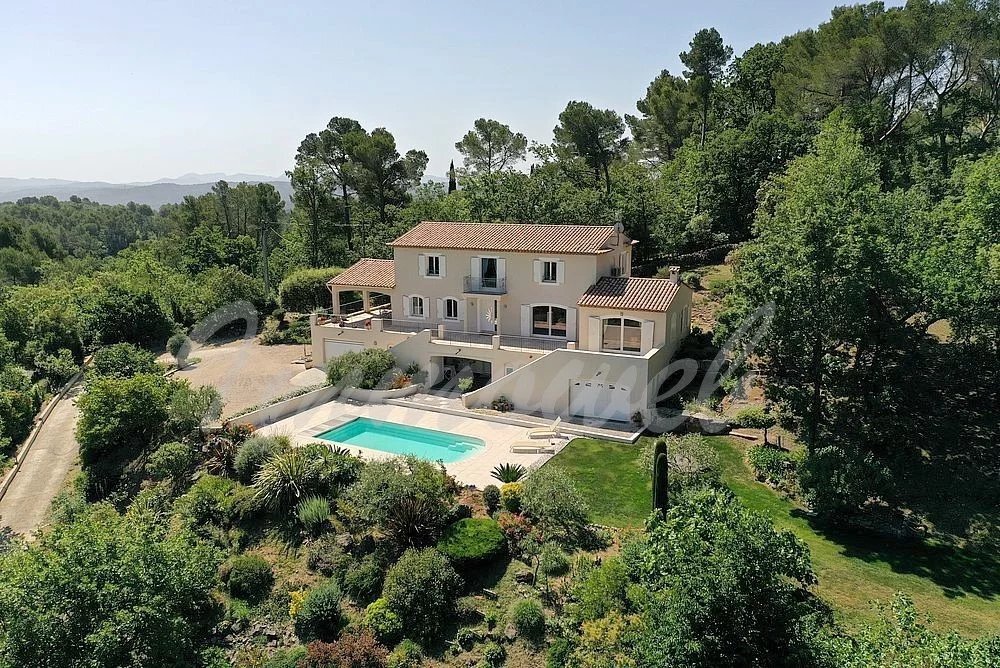 Villa in Seillans, Provence-Alpes-Côte d'Azur, France 1 - 17342814