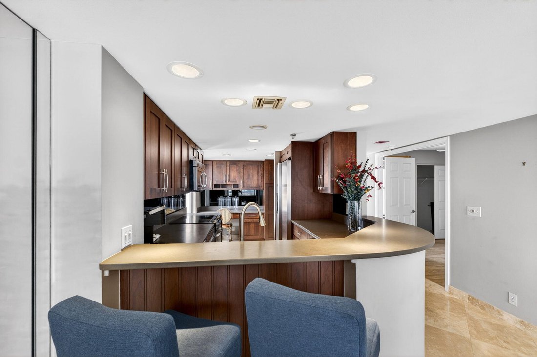 Condo in West Palm Beach, Florida, United States 5 - 18006395