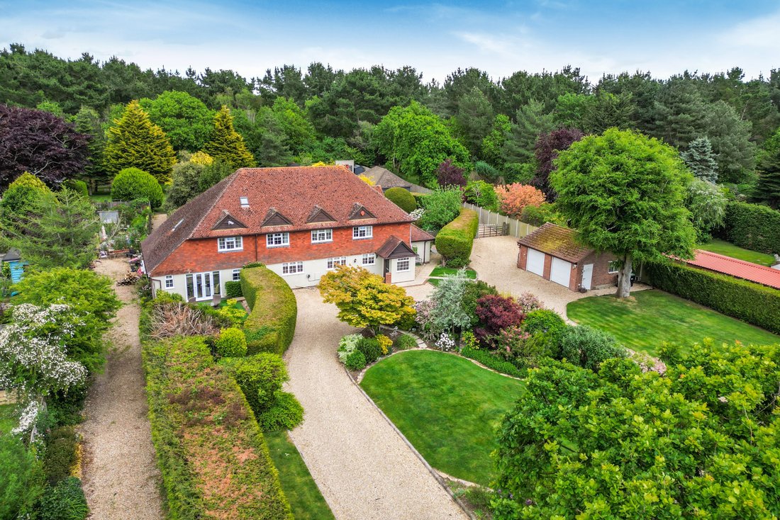 House in Downton, Milford on Sea, England 1 - 18007894