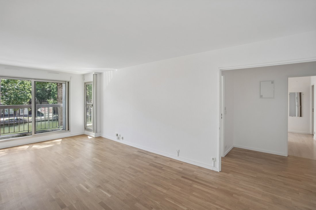 Apartment in Grange Aux Belles-Terrage, Paris 10e Arrondissement, Paris 1 - 18008483