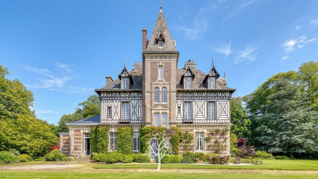 Castle in Saint-Martin-aux-Arbres, Normandy, France 2 - 17454328