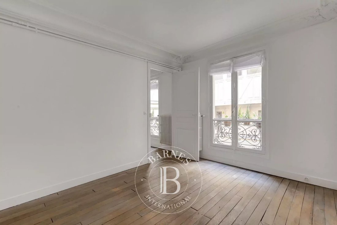 Apartment in Vendôme, Paris 1er Arrondissement, Paris 2 - 18006421