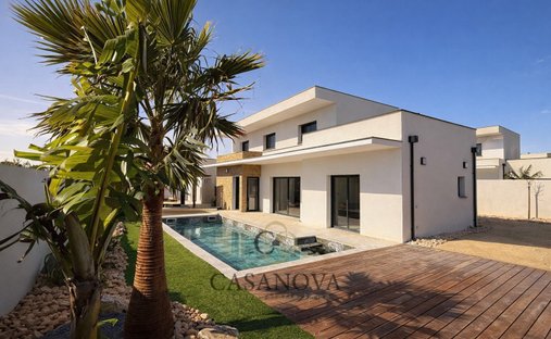 Villa in Le Grau d'Agde, Agde, France 1