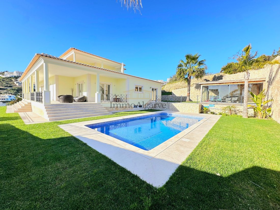 House in Olhos de Agua, Algarve, Portugal 1 - 18010980