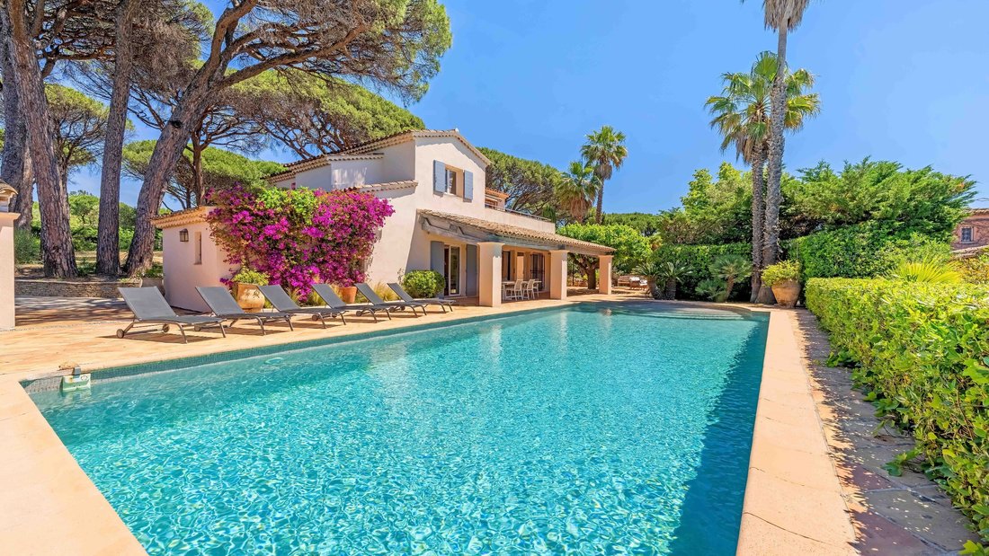 House in Ramatuelle, Provence-Alpes-Côte d'Azur, France 4 - 17117235