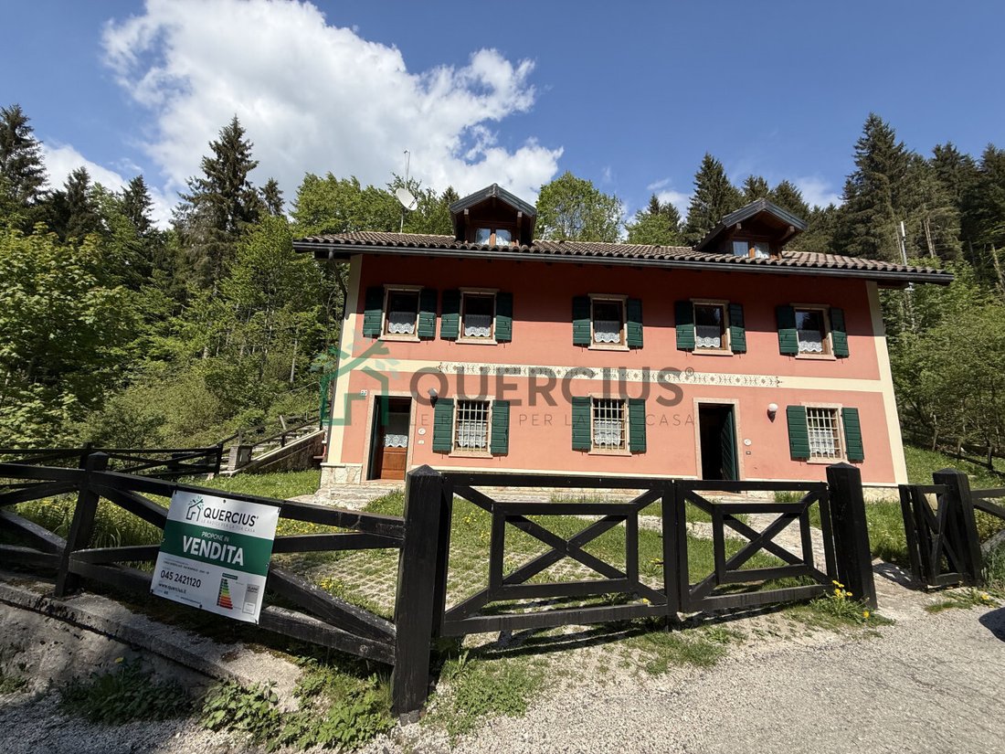Villa in Roana, Veneto, Italy 2 - 18011111