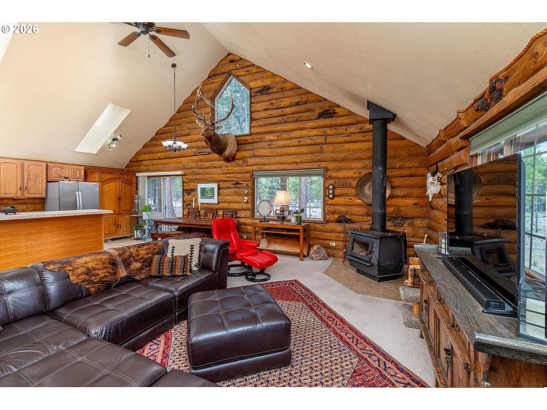 House in La Pine, Oregon, United States 3 - 18010480