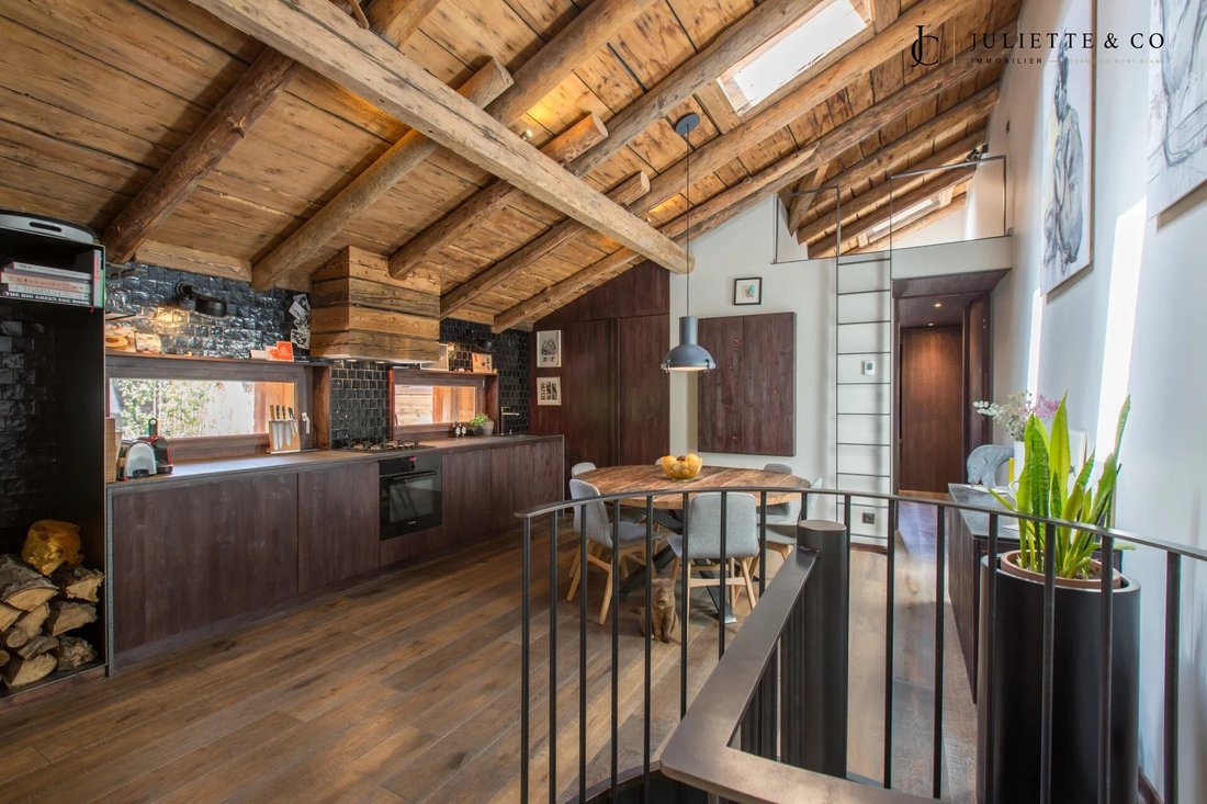 Chalet in Les Houches, Auvergne-Rhône-Alpes, France 2 - 18012289