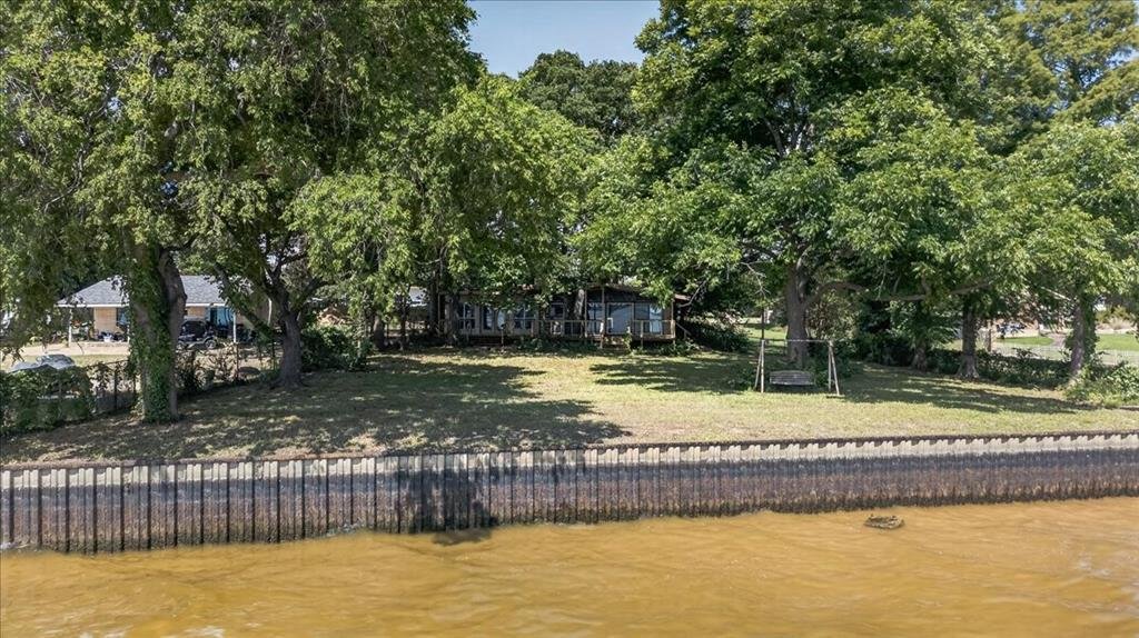 House in Trinidad, Texas, United States 2 - 18009875