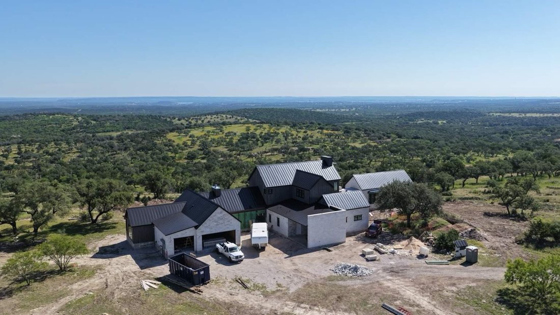 House in Round Mountain, Texas, United States 4 - 18009355