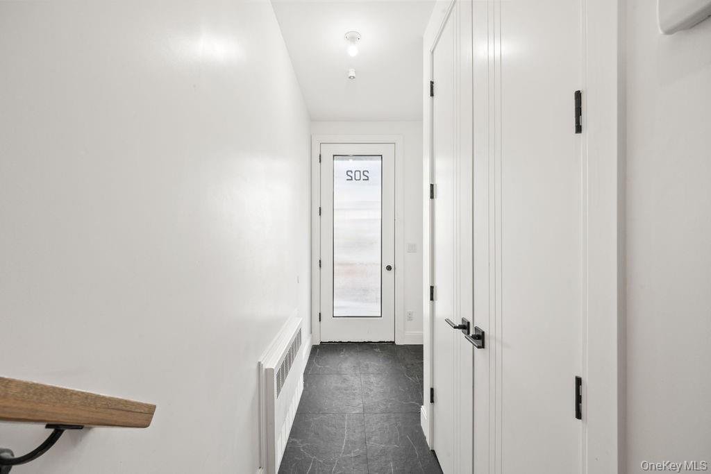 Condo in Airmont, New York, United States 3 - 18008433