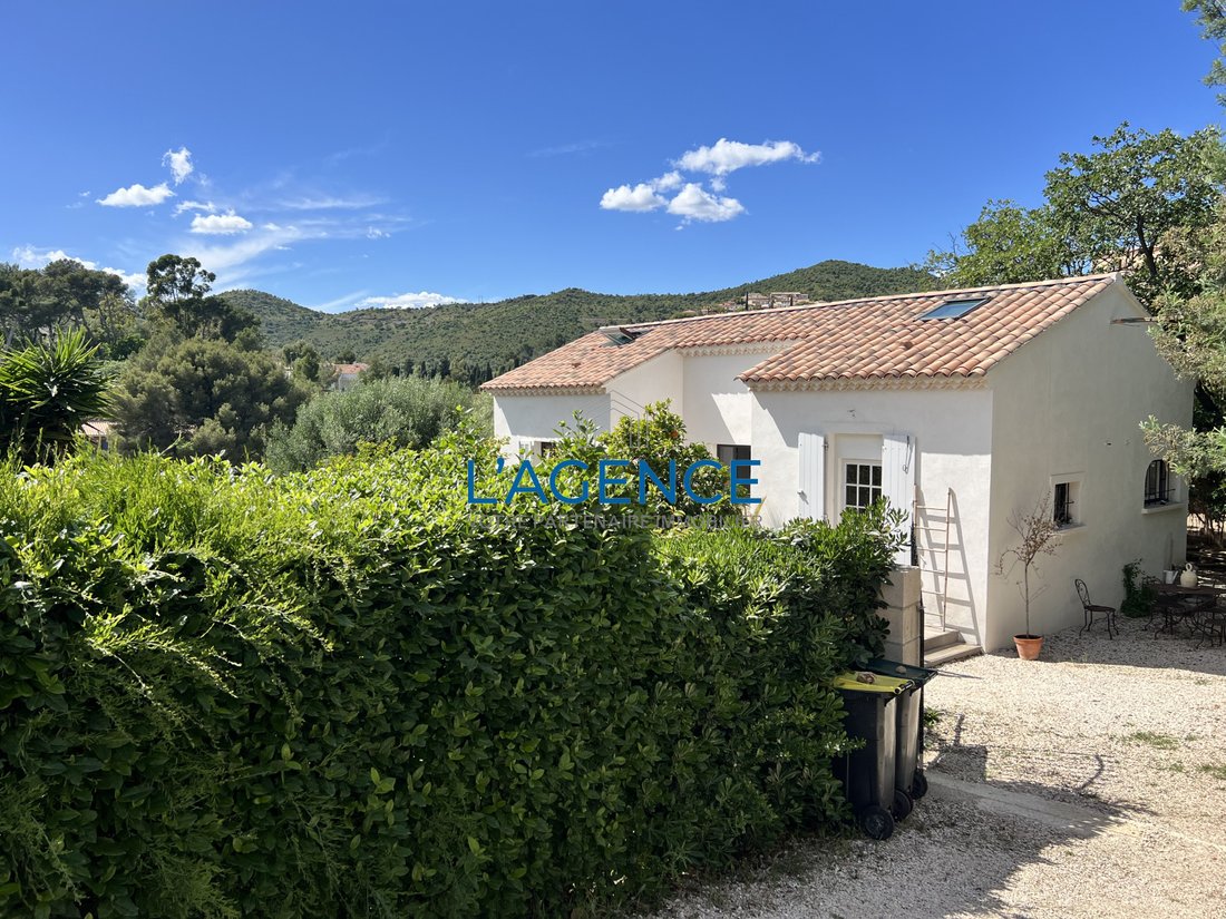 House in Hyeres, Provence-Alpes-Côte d'Azur, France 1 - 18009424