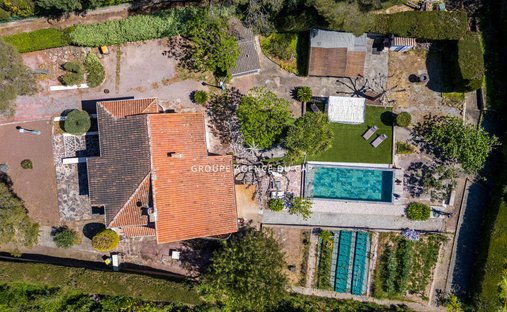 Villa in Les Plaines-Les Tasses, Saint-Raphaël, France 1