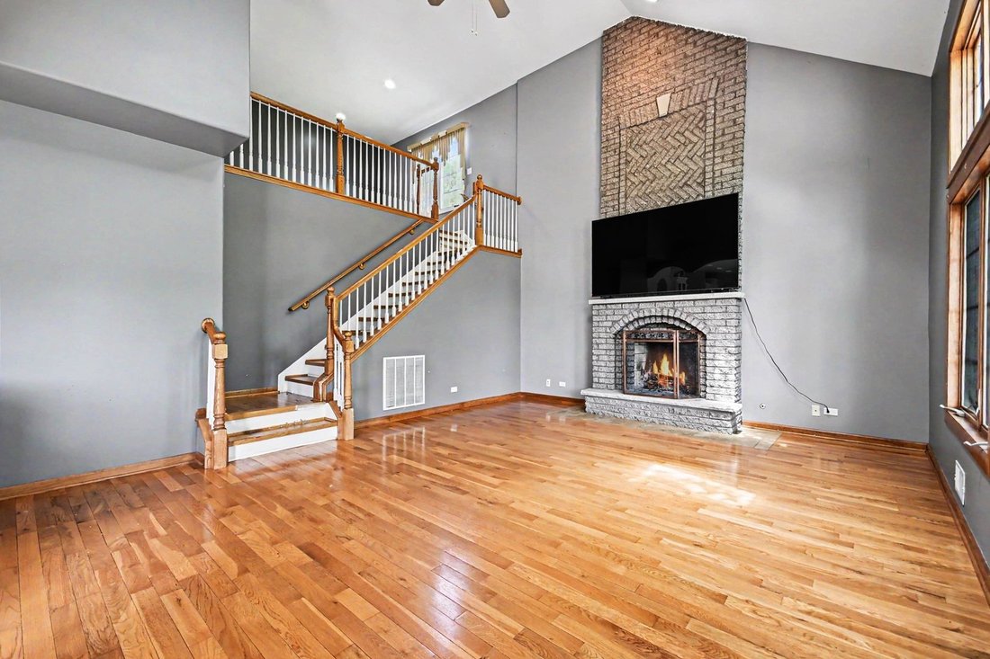 House in Joliet, Illinois, United States 4 - 17999884
