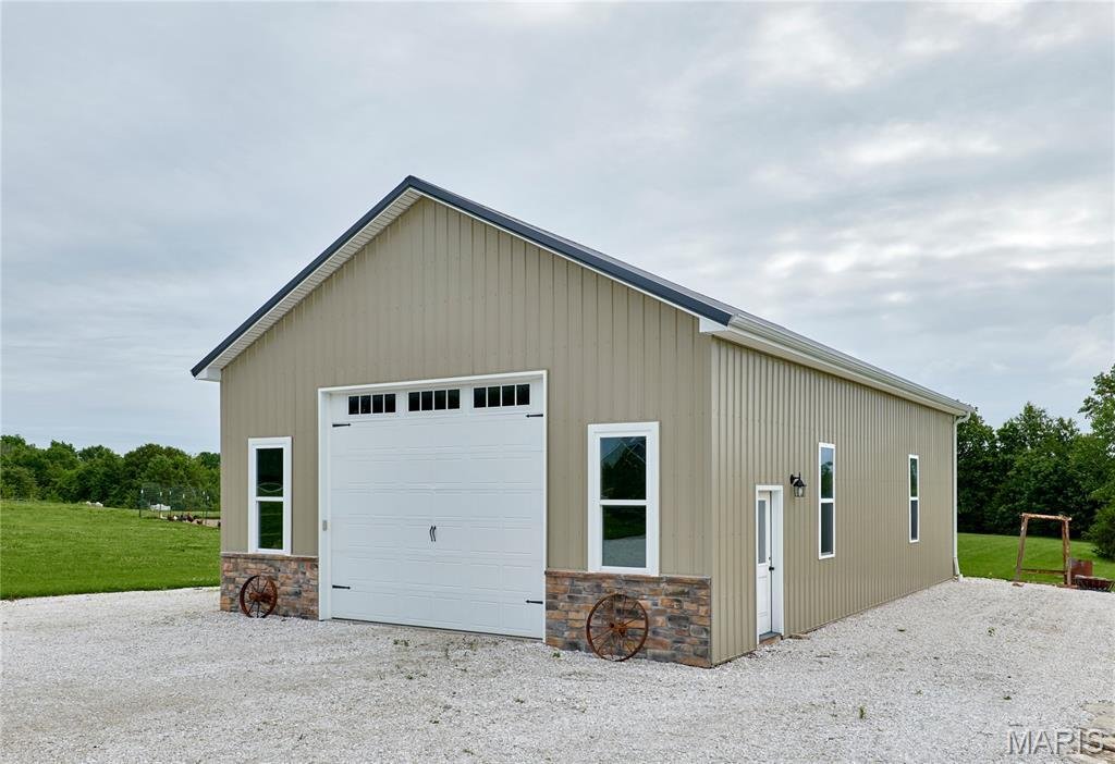 House in Troy, Missouri, United States 3 - 18008068