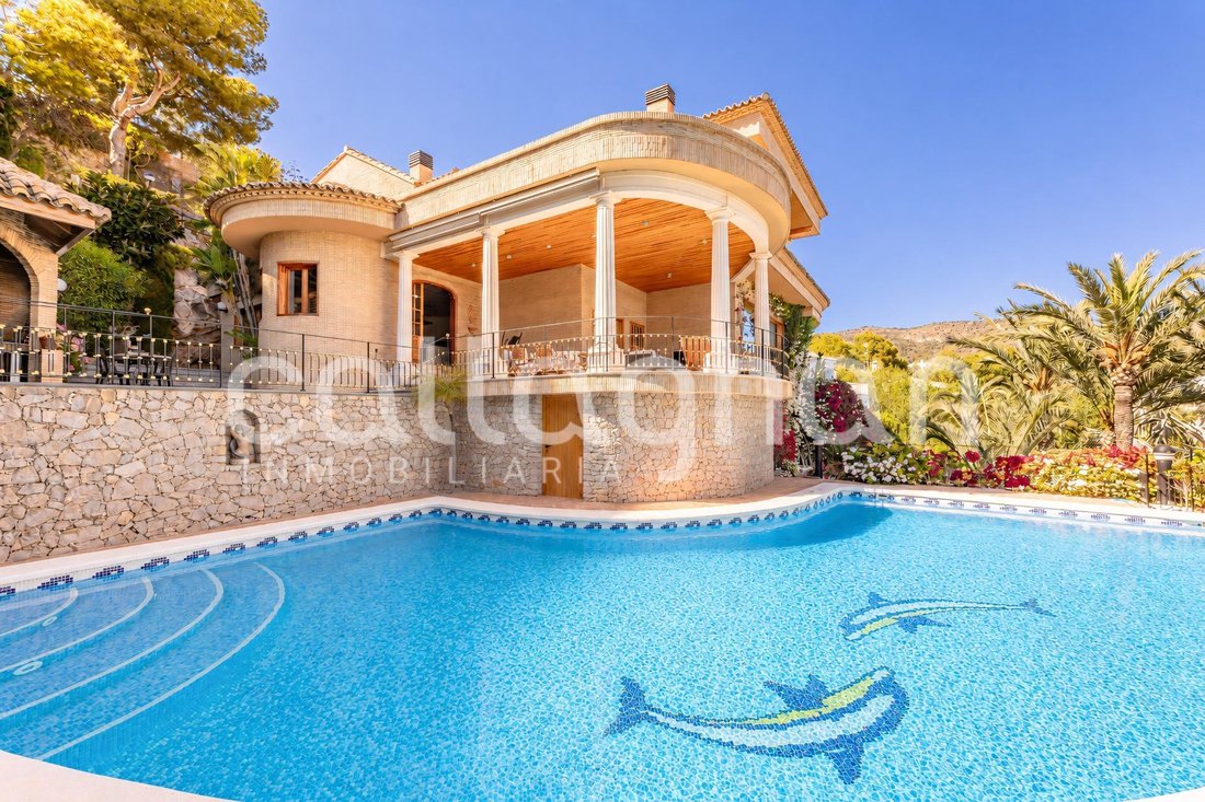 Villa in Los Monasterios, Valencian Community, Spain 2 - 18008501
