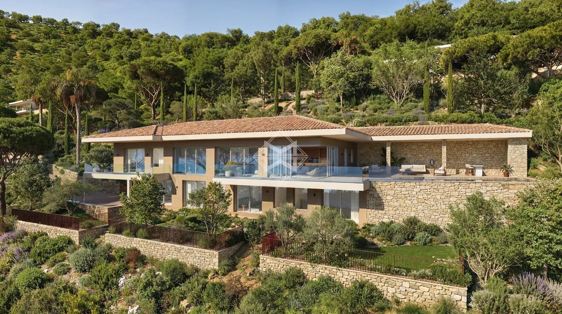 Villa in Grimaud, Provence-Alpes-Côte d'Azur, France 1 - 18006868