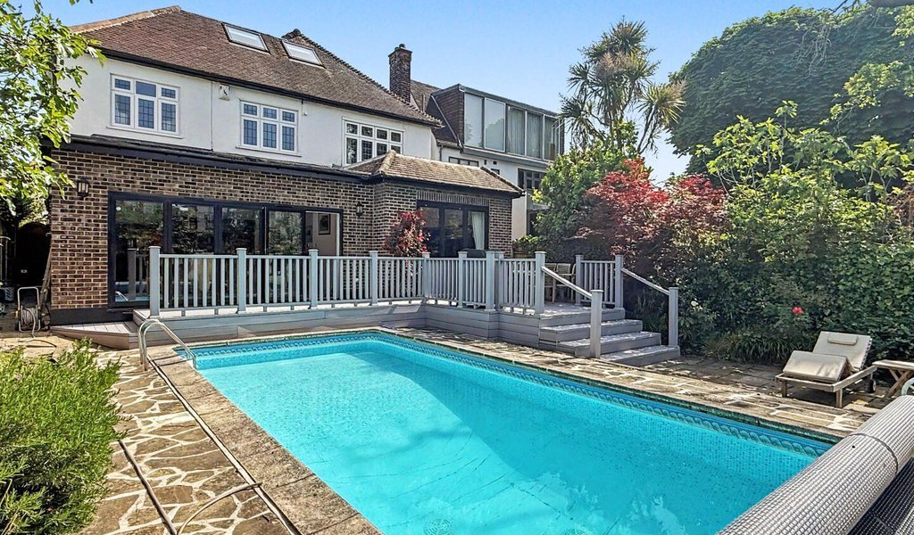 House in Snaresbrook, Redbridge, England 3 - 17148603