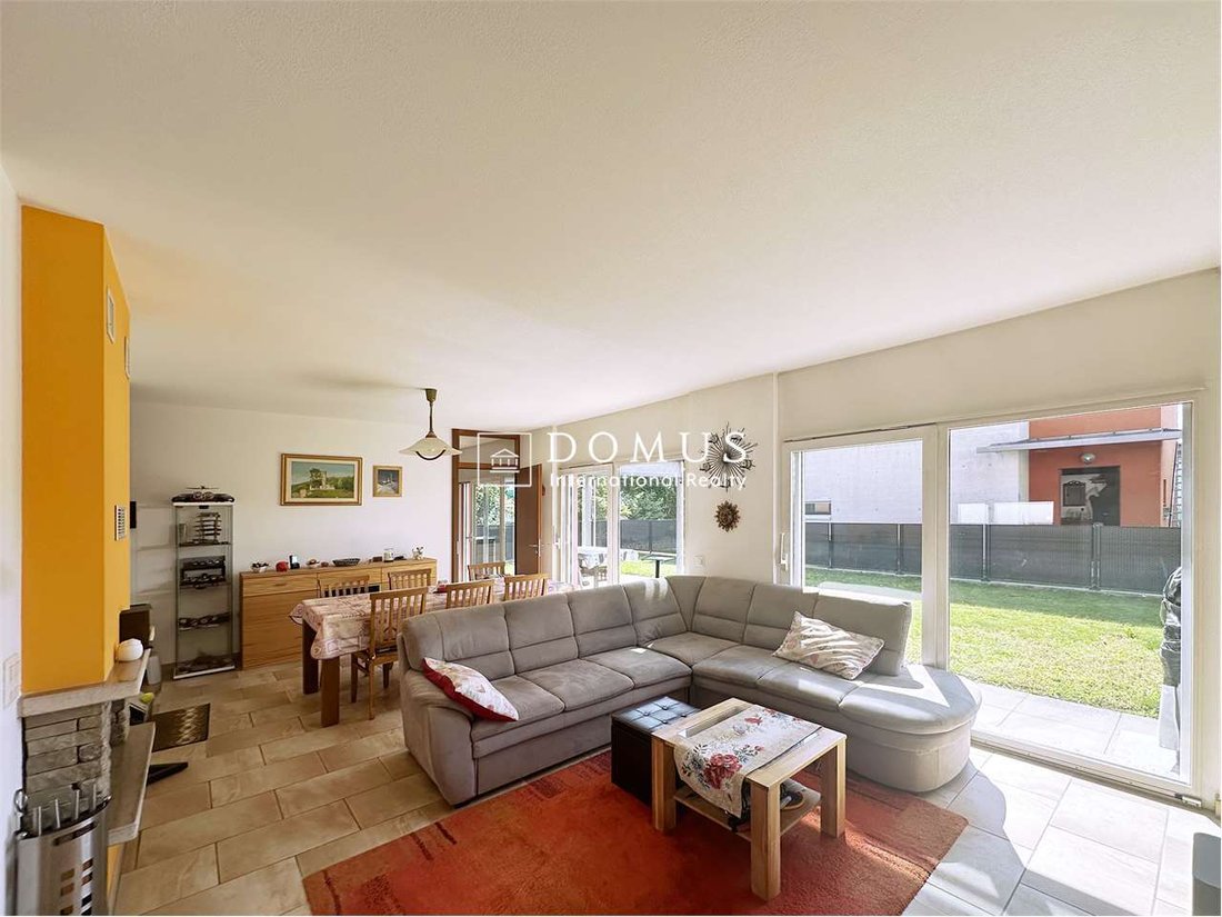Villa in Mendrisio, Ticino, Switzerland 2 - 18008410