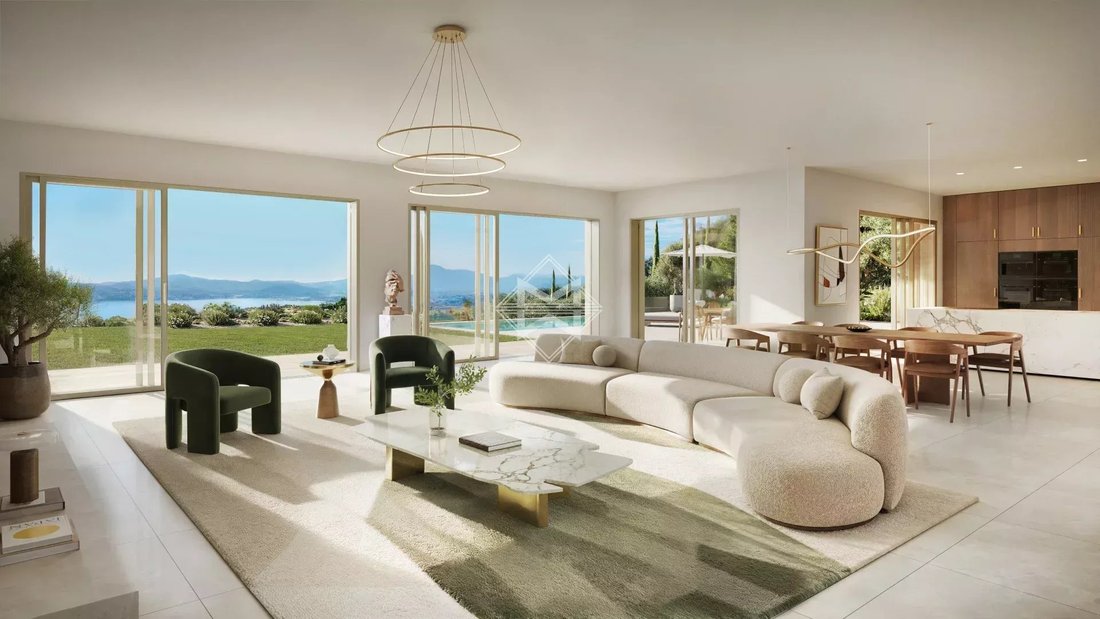 Villa in Grimaud, Provence-Alpes-Côte d'Azur, France 3 - 18006861