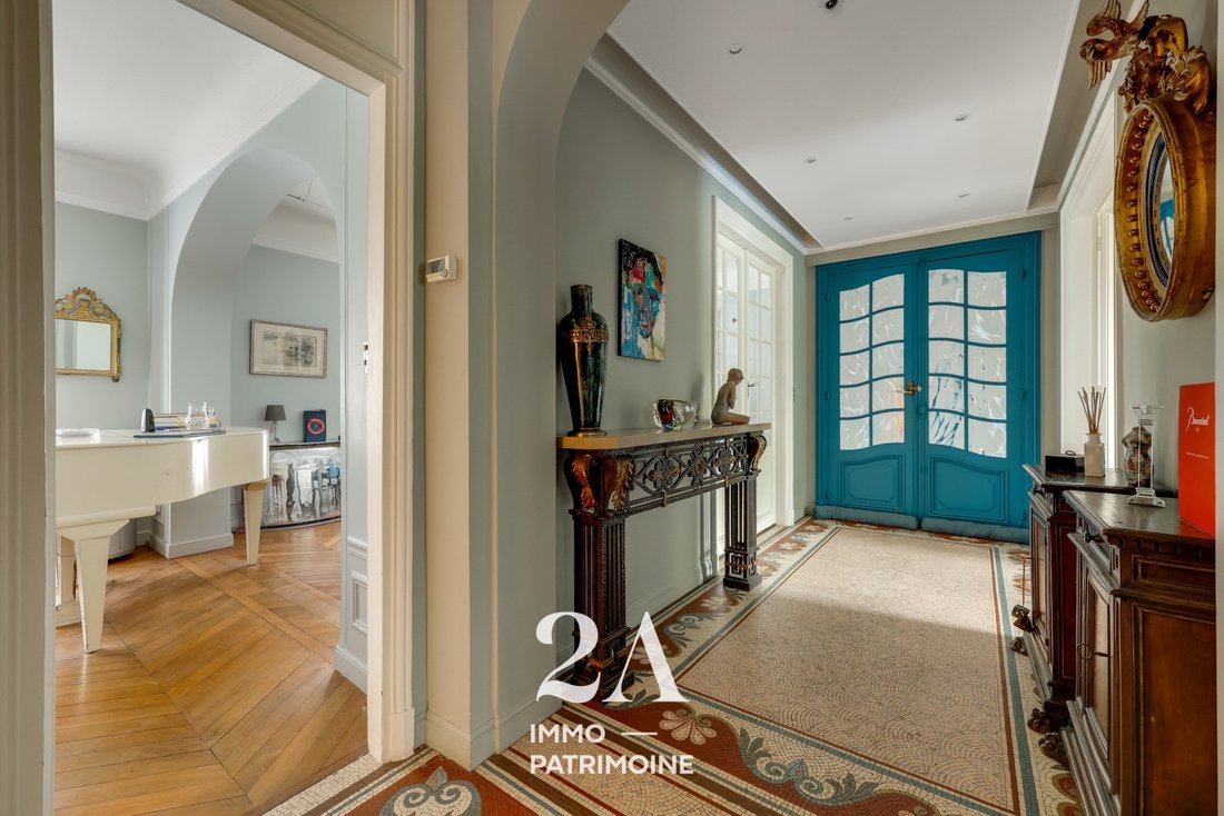 House in Archevêché, Charenton-le-Pont, France 2 - 18009430