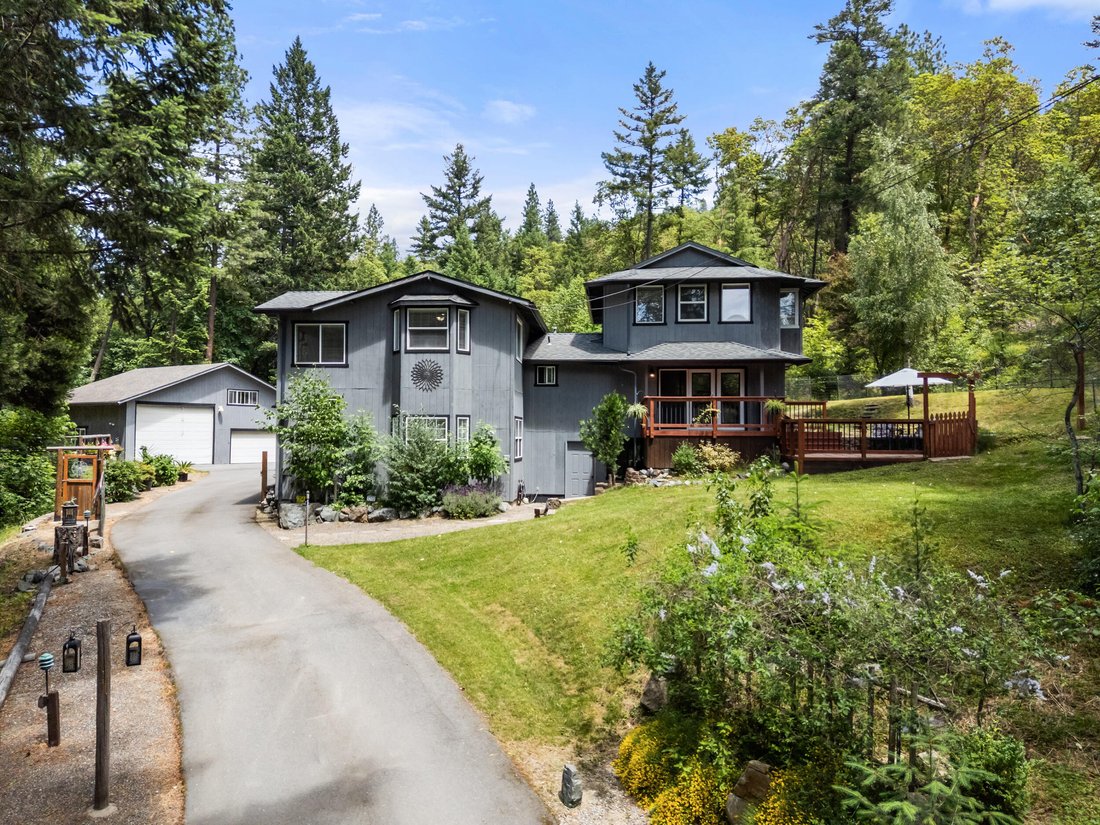 House in Applegate, Oregon, United States 1 - 17978229