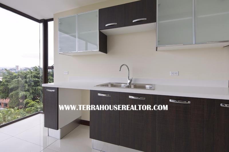 Apartment in Escazu, San José Province, Costa Rica 5 - 18004552