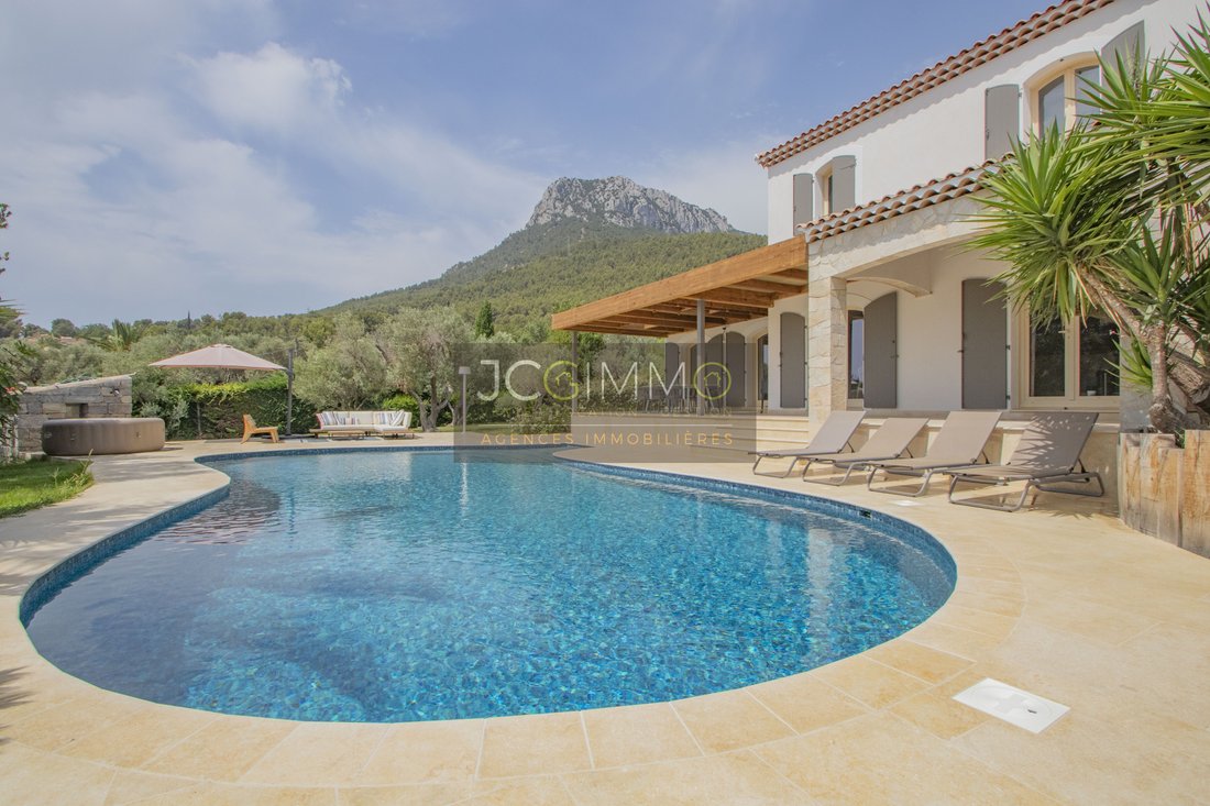 Villa in Le Village, La Farlède, France 2 - 18010068