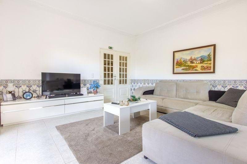 Villa in Charneca de Caparica e Sobreda, Setubal, Portugal 4 - 18009649