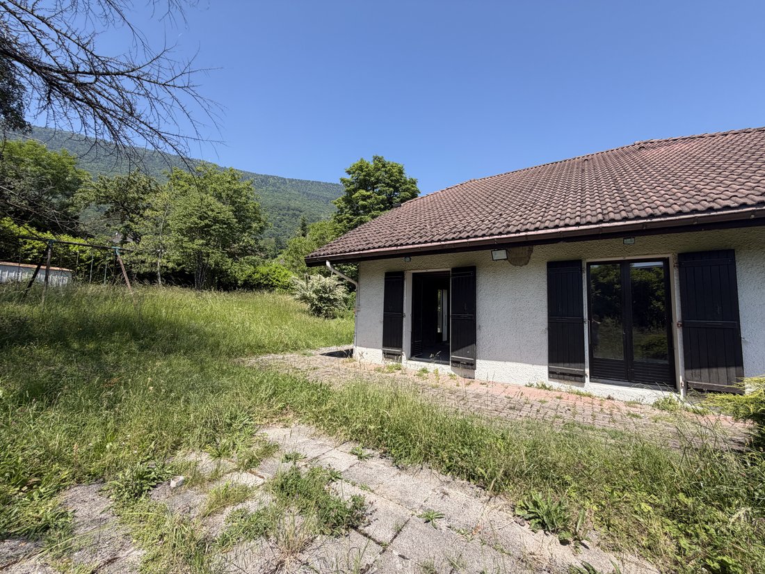 House in Le Bourget-du-Lac, Auvergne-Rhône-Alpes, France 4 - 18010095