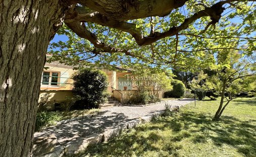 Villa in Maussane-les-Alpilles, Provence-Alpes-Côte d'Azur, Frankreich 1