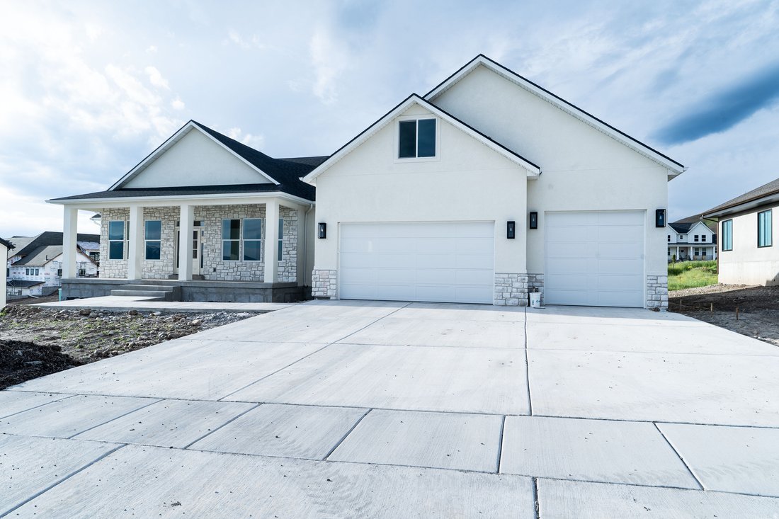 House in Hyde Park, Utah, United States 2 - 18007566