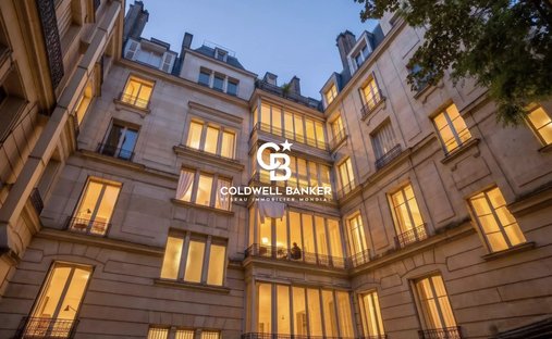 Apartment in Saint Philippe du Roule, Paris 8e Arrondissement, Paris 1