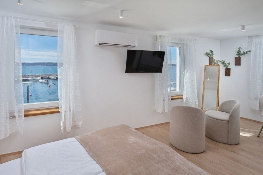 Townhouse in Kastel Novi, Split-Dalmatia County, Croatia 4 - 18009426