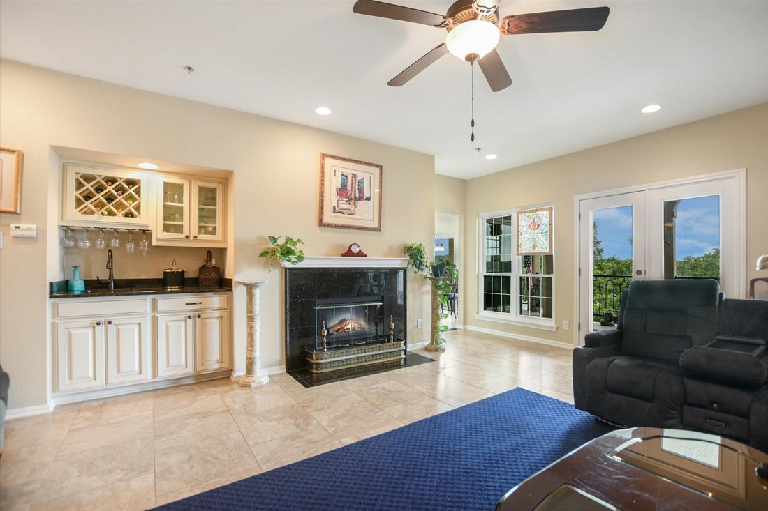 Condo in Jonestown, Texas, United States 4 - 17909740