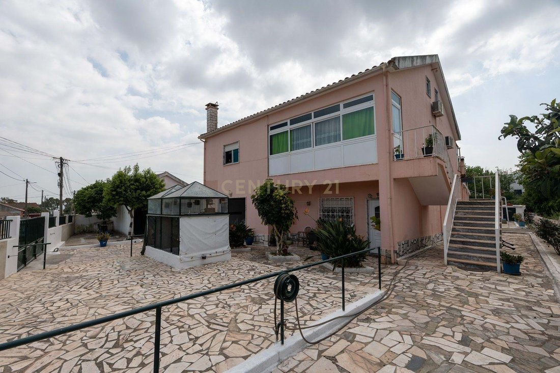 Villa in Santo Antão do Tojal, Lisbon, Portugal 2 - 18009635