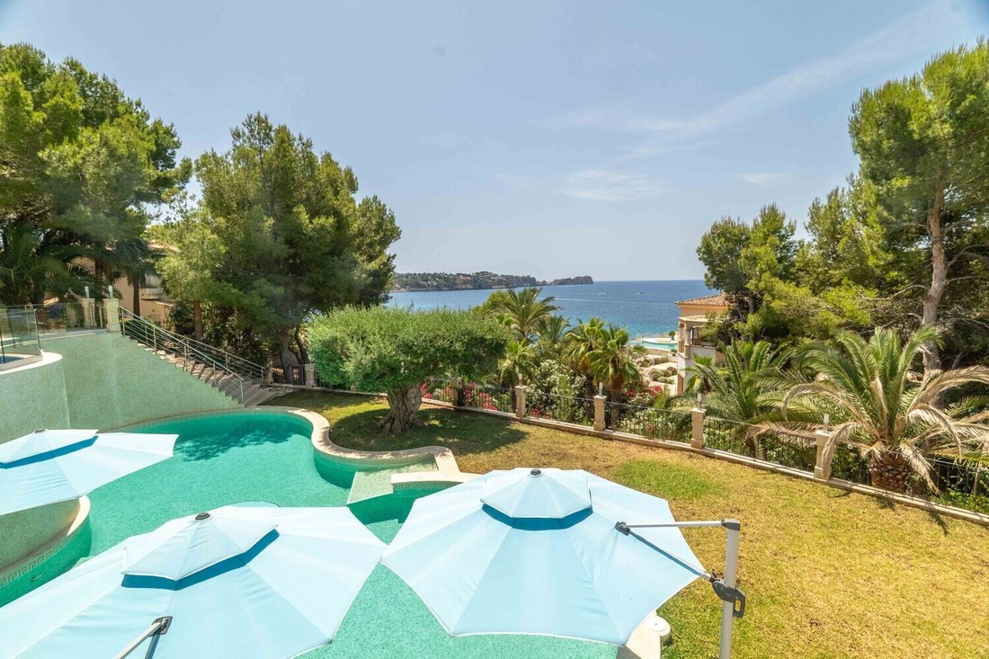 Villa in Rotes Velles, Calvia, Balearic Islands 1 - 18011583