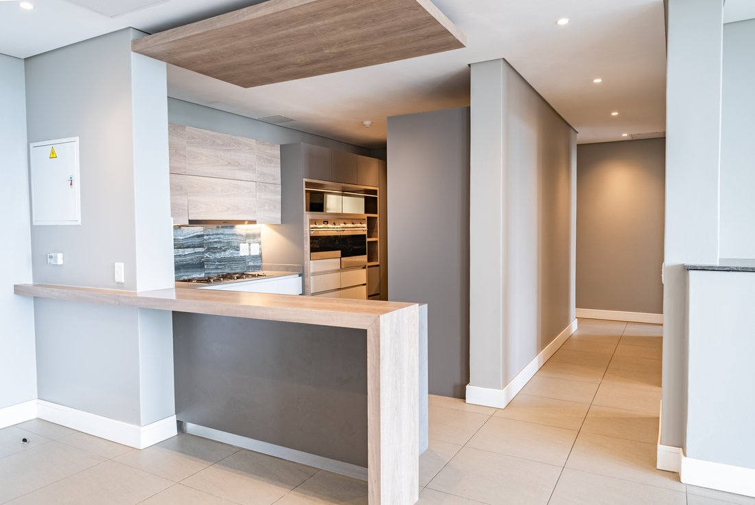 Apartment in Illovo, Chislehurston, Gauteng 4 - 18011467