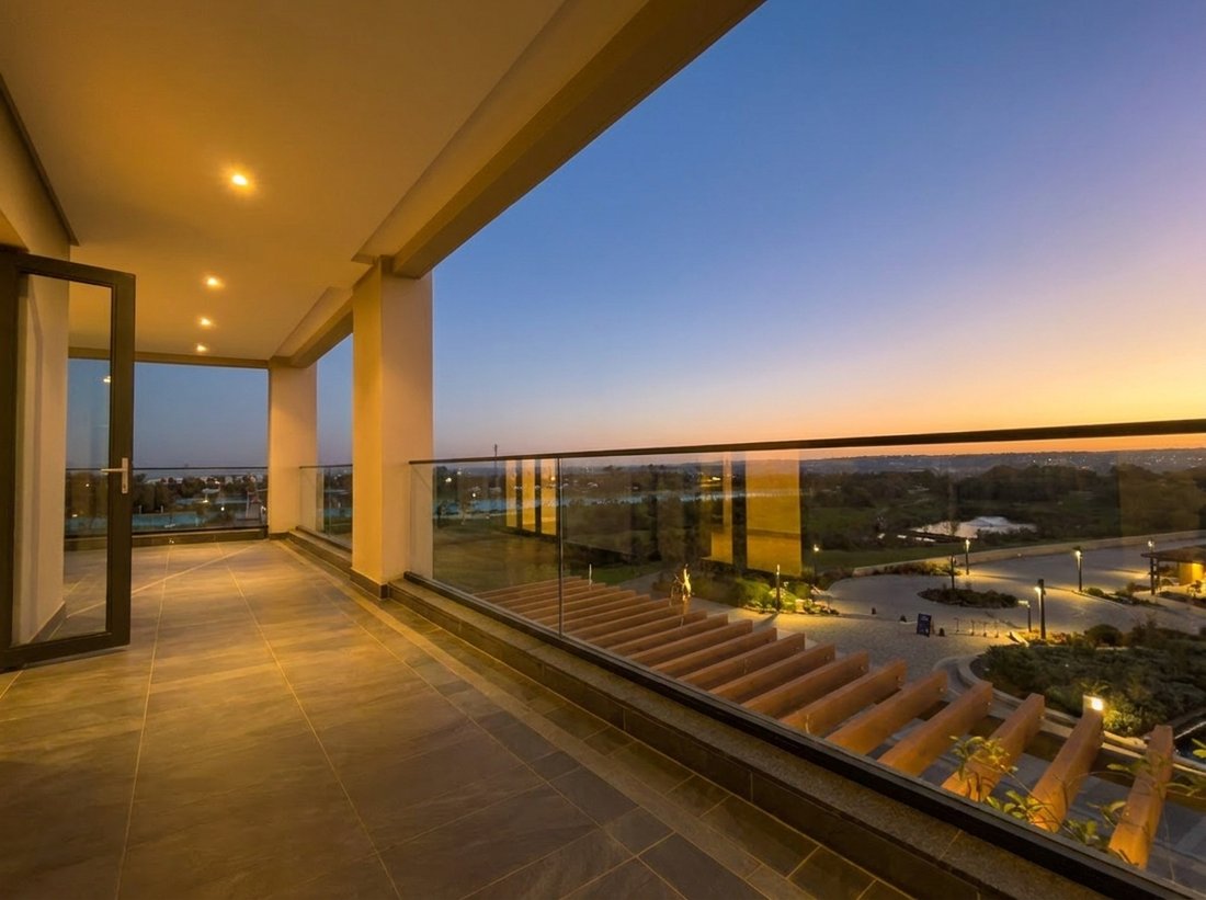 Apartment in Halfway House Estate, Gauteng, South Africa 5 - 18005501