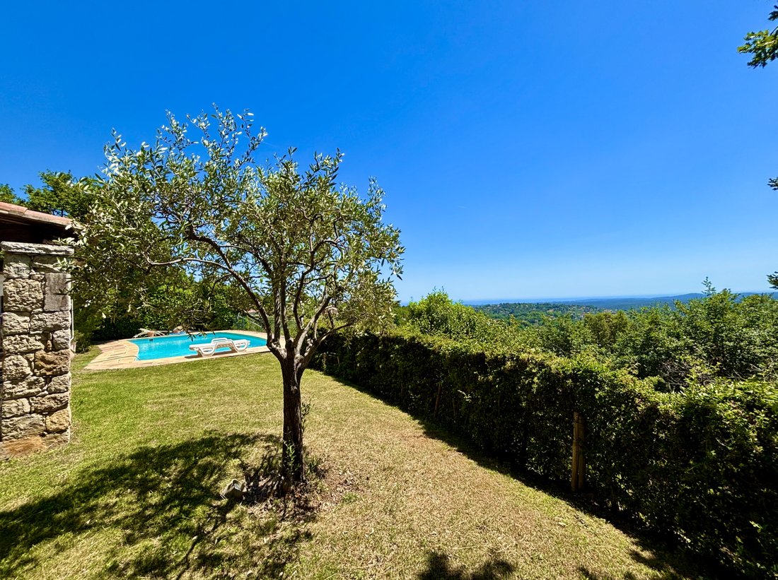 House in Châteauneuf-Grasse, Provence-Alpes-Côte d'Azur, France 5 - 18009332
