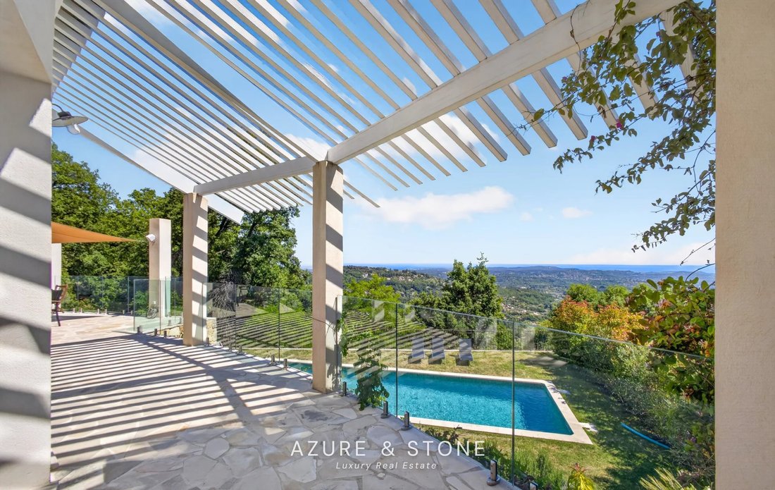 Villa in Grasse, Provence-Alpes-Côte d'Azur, France 1 - 18010161